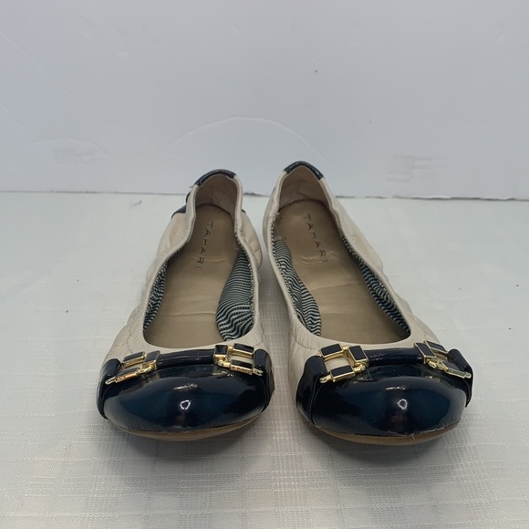 Tahari Gloria cream and navy cap toe flats - Picture 4 of 8